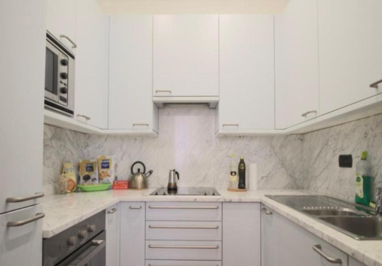 Trevi Nice Holiday - Luxury Apartment Рим Экстерьер фото